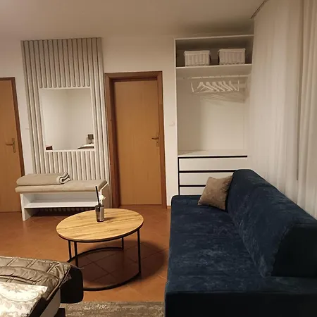 דירה 3 Bathrooms Mimi